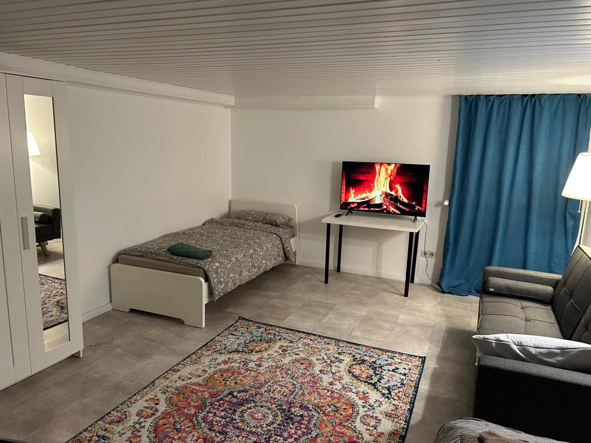 Souterrain Wohnung In Der Naehe Vom Duesseldorfer Flughafen Ratingen Exterior foto
