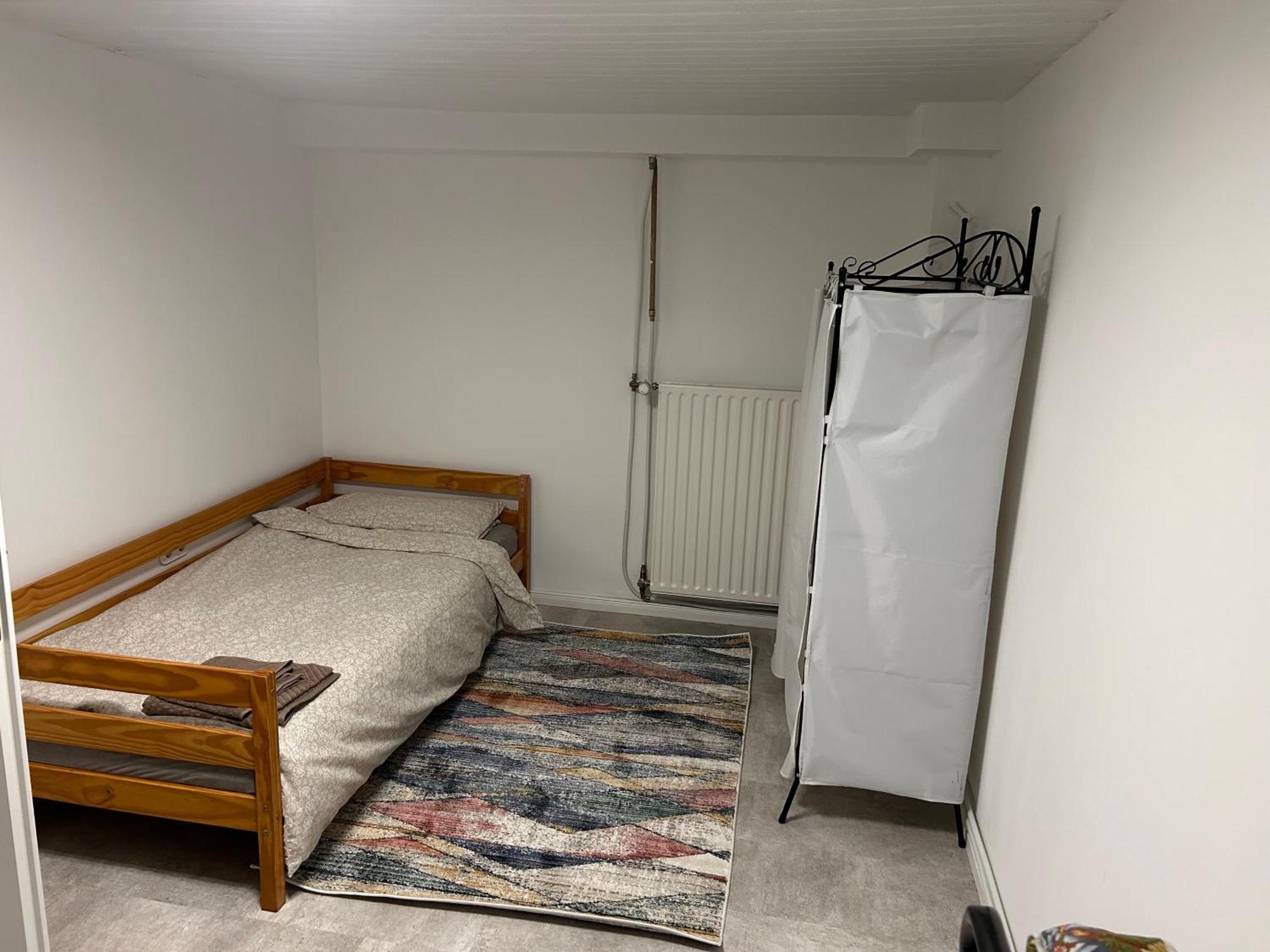 Souterrain Wohnung In Der Naehe Vom Duesseldorfer Flughafen Ratingen Exterior foto